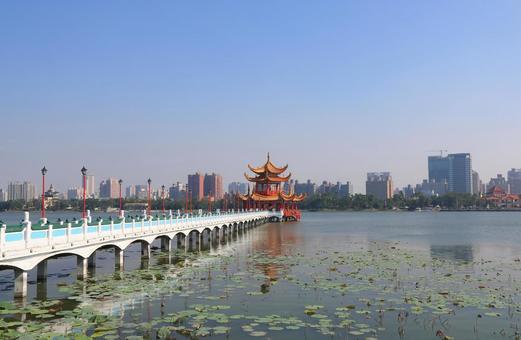台湾 高雄市の春秋閣 台湾 高雄市の春秋閣の写真