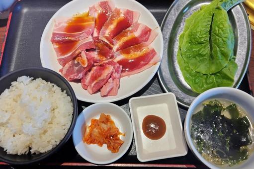 焼肉ランチ 焼肉ランチ 焼肉,焼き肉,網焼きの写真素材