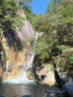 昇仙峡の仙娥滝 昇仙峡の仙娥滝の写真