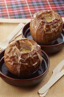 焼きりんご 焼きりんご,焼いた,ベイクドアップルの写真素材