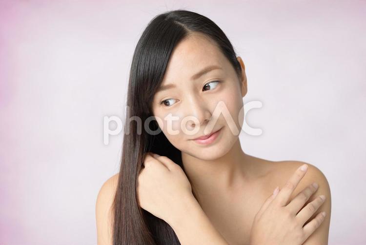女性　ヘアケア　美容 ヘアケア,女性,美容の写真素材