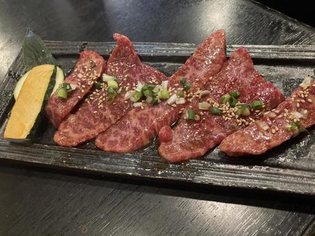 焼肉 カルビ 焼肉 カルビ 焼肉,カルビ,レモンの写真素材
