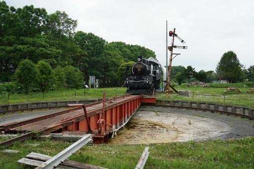 Former Nemuro Shibetsu Station turntable 1, JPG