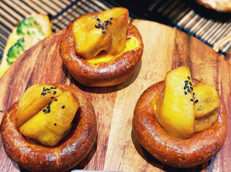 さつまいものパン パン,さつまいも,デニッシュの写真素材