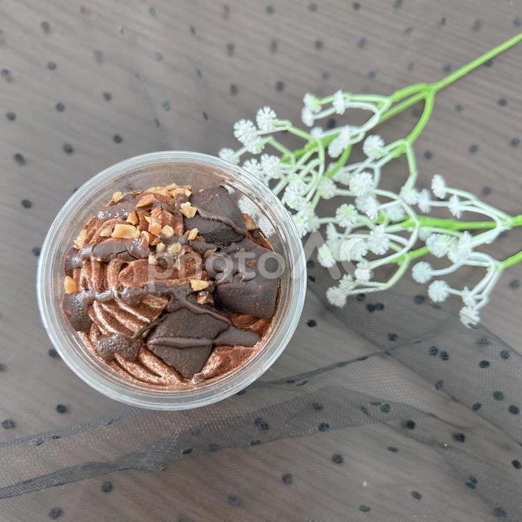 コンビニスイーツ チョコレートパフェ,チョコパフ,チョコの写真素材