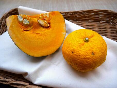 冬至.1 冬至,かぼちゃ,ゆずの写真素材