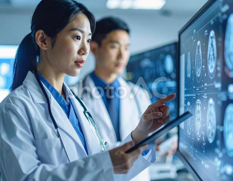 女医　診断① 女医,男性医師,女性医師の写真素材