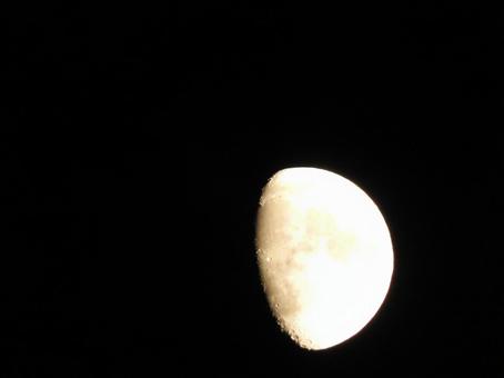 The waxing moon, JPG