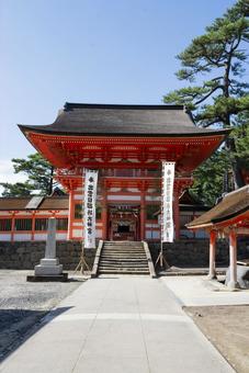 日御碕神社 楼門 日御碕神社 楼門 日御碕神社,神社,赤の写真素材