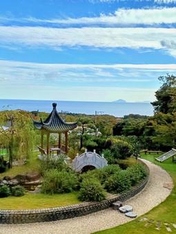 天空の東屋の庭 公園,青空,天空の写真素材