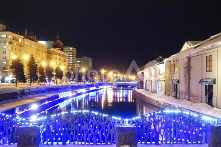 冬のライトアップ小樽運河 小樽運河,小樽,日本の写真素材