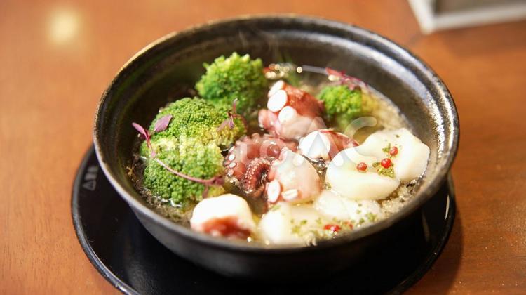 アヒージョ２ アヒージョ,食事,料理の写真素材