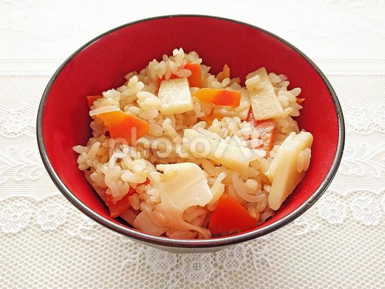 筍炊き込みご飯 筍ご飯,炊き込み,筍の炊き込みご飯の写真素材