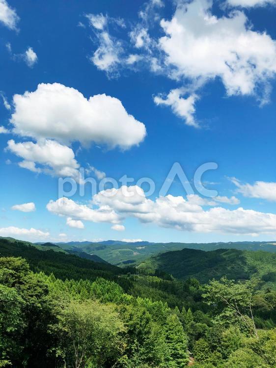 きれいな山の風景_02 山,空,自然の写真素材