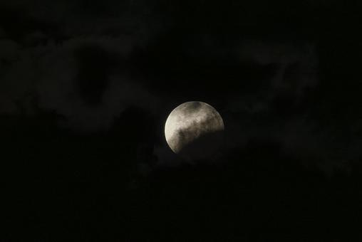 皆既月食 皆既月食 皆既月食,月食,月夜の写真素材