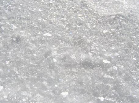 スノーフレークが七色に輝く雪面 スノフレーク,自然現象,模様の写真素材