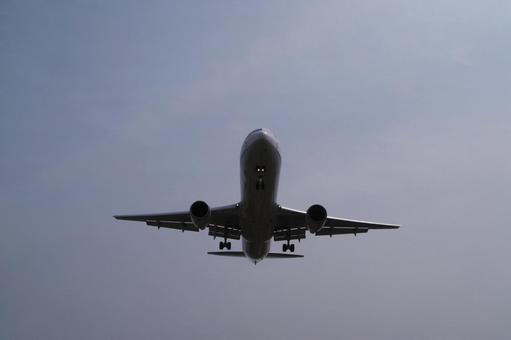 飛行機と空 飛行機,スペース,空の写真素材