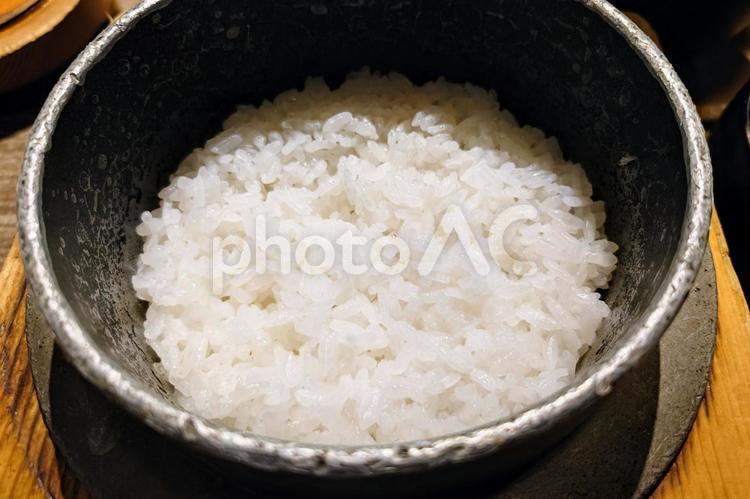釜炊き熱々ごはん ごはん,ライス,お米の写真素材