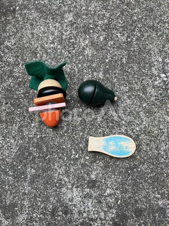 木のおもちゃ おままごと,子供のおもちゃ,木のおもちゃの写真素材