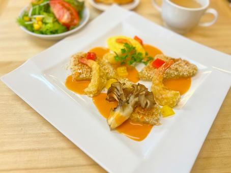 ランチの料理 ランチの料理 フランス料理,食べ物,料理の写真素材