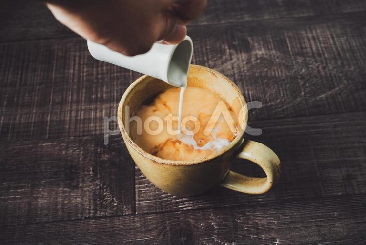 カフェオレまたはカフェラテ コーヒー,焙煎珈琲,純喫茶の写真素材