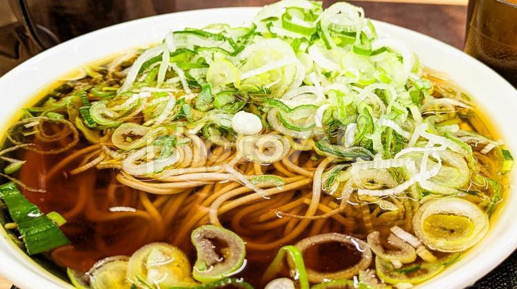 ネギたっぷりの蕎麦 蕎麦,麺類,料理の写真素材