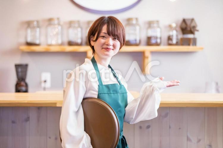 カフェのスタッフ カフェ,エプロン,スタッフの写真素材