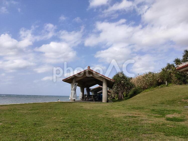 冬の沖縄の海 ビーチ,海岸,砂浜の写真素材