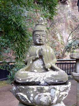 北鎌倉東慶寺境内に鎮座する石仏その1 北鎌倉東慶寺境内に鎮座する石仏その1 東慶寺,仏像,石像の写真素材
