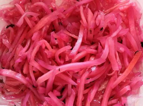 細切りした紅生姜 生姜,生姜付け,辛いの写真素材