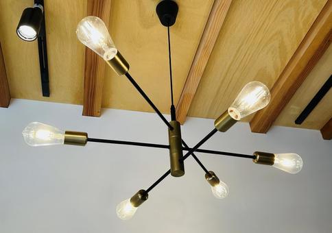 ペンダントライト ペンダントライト,電球,天井の写真素材