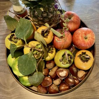 果物いろいろ・柿・栗・みかん・他 果物,柿,栗の写真素材