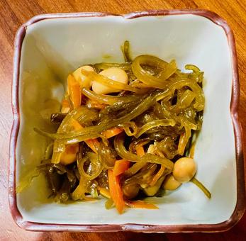 切り昆布と大豆の煮物 煮物,小鉢,総菜の写真素材