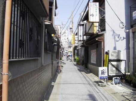 ならまちの路地 路地,路地裏,裏路地の写真素材