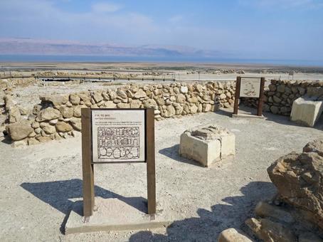 イスラエル クムラン 遺跡 陶器貯蔵室跡 イスラエル クムラン 遺跡 陶器貯蔵室跡の写真