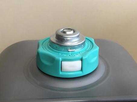Photo, kerosine stove, cap, tank, 