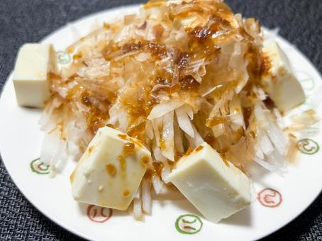 豆腐と大根の和風サラダの写真