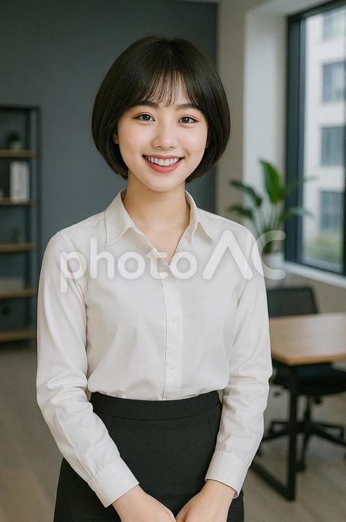 笑顔が素敵なキャリアウーマン 微笑み,若者,キャリアウーマンの写真素材