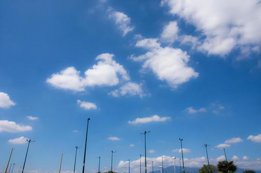 夏空(海老名SA) 夏空(海老名SA) 夏空,青空,雲の写真素材