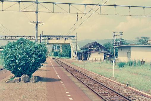 奥羽本線 笹木野駅 旧駅舎 ホーム② 奥羽本線 笹木野駅 旧駅舎 ホーム② 笹木野駅,奥羽本線,フィルム写真の写真素材