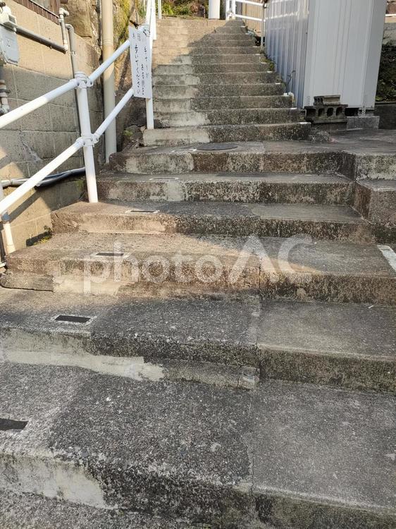 階段を上る前 階段,手すり,手摺りの写真素材