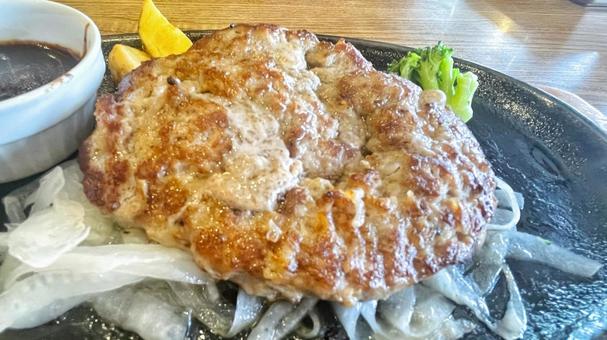 美味いハンバーグ 美味いハンバーグ ハンバーグ,食事,食べものの写真素材