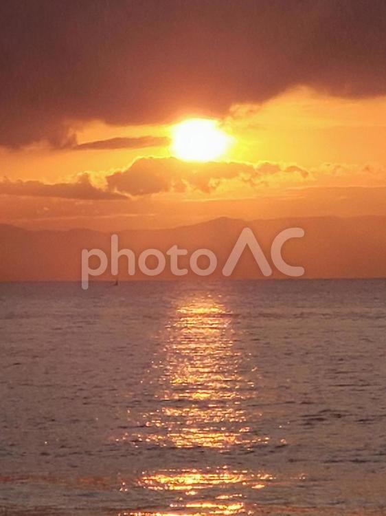 海と夕日 海,風景,景色の写真素材