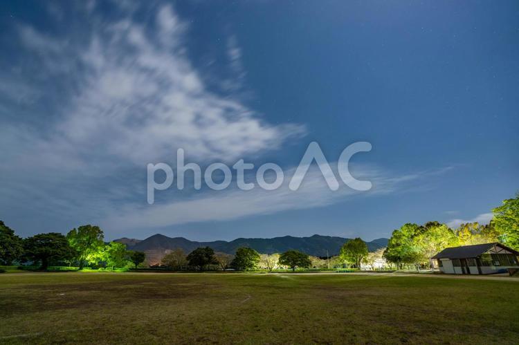 夜の宮崎市田野運動公園 夜,夜景,公園の写真素材