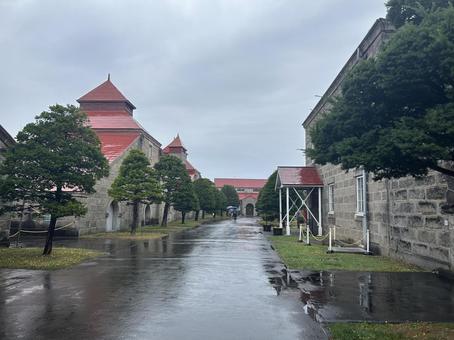 Photo, nikka whiskey distillery, yoichi, red roof, 