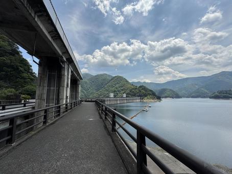 ダム ダム 小河内ダム,ダム,重力式コンクリートダムの写真素材