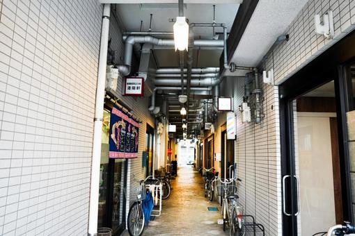 商店街 路地,商店街,町の写真素材
