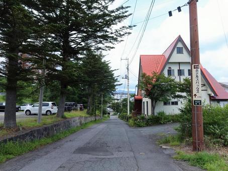 草津温泉 西の河原エリアの街並み 草津温泉 西の河原エリアの街並み 草津温泉,西の河原,道路の写真素材