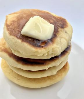 蜂蜜バターのパンケーキタワー 蜂蜜バターのパンケーキタワー ホットケーキ,パンケーキ,バターの写真素材