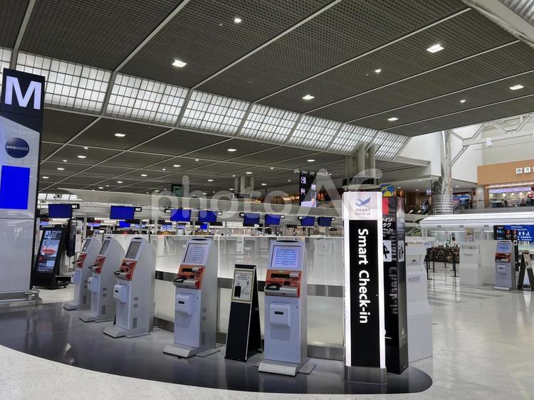 空港の自動チェックイン機エリア 成田,成田空港,第２の写真素材